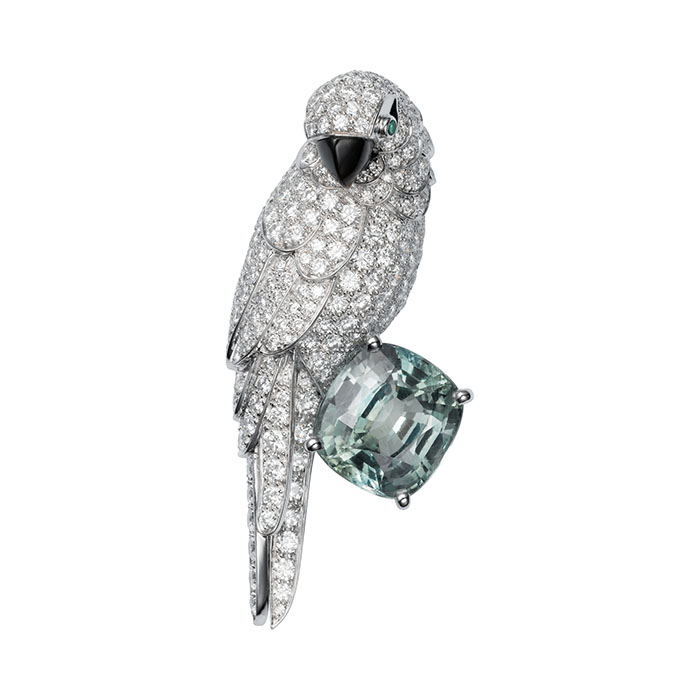 Cartier 頂級珠寶系列鸚鵡綠色藍寶石胸針,5,500,000元。